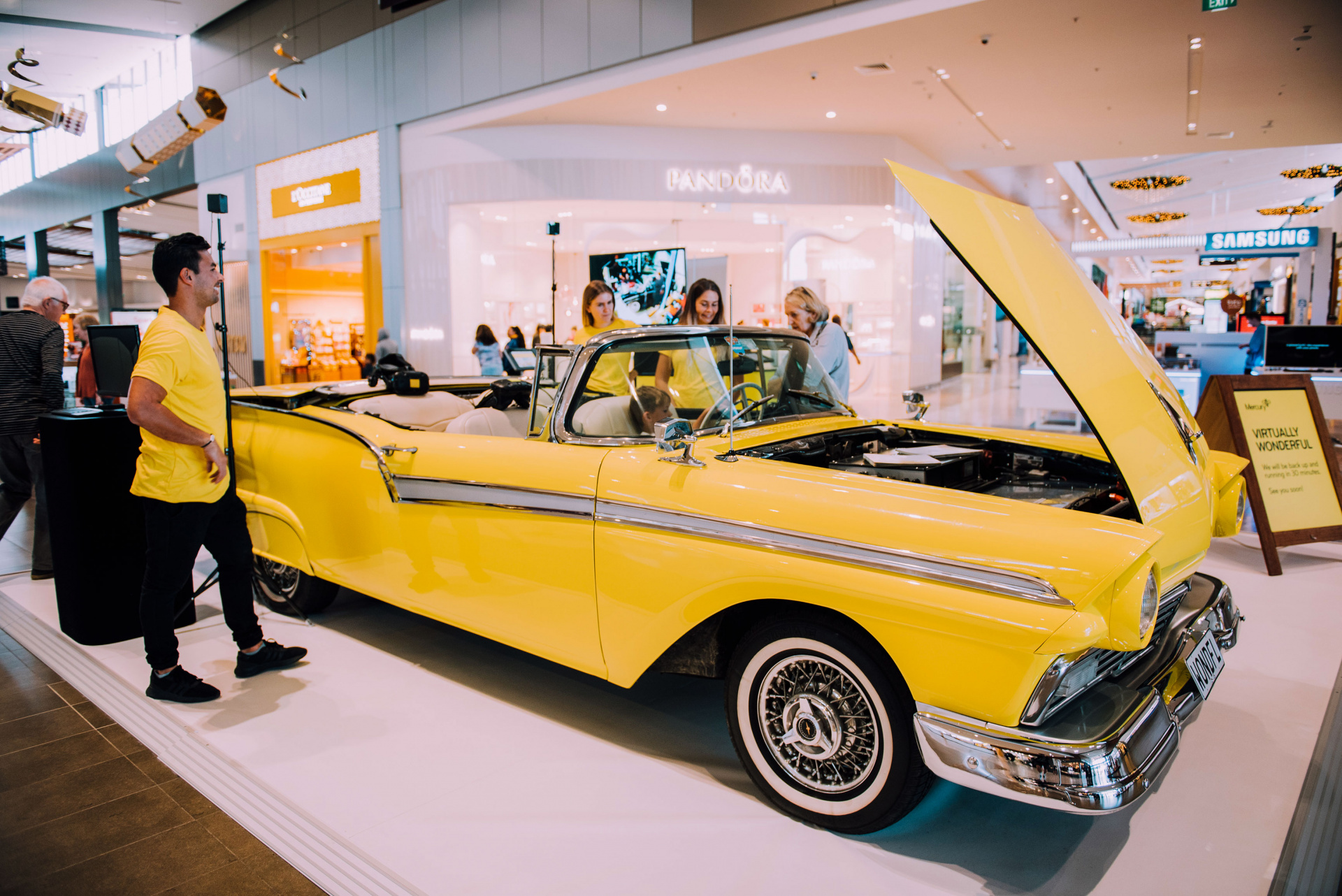 website FULLSCREEN MercuryVR